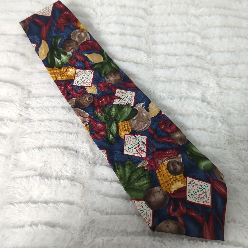 Tabasco Brand Mens 100% silk Navy Cajun Crawfish Boil Tie 59 Inch